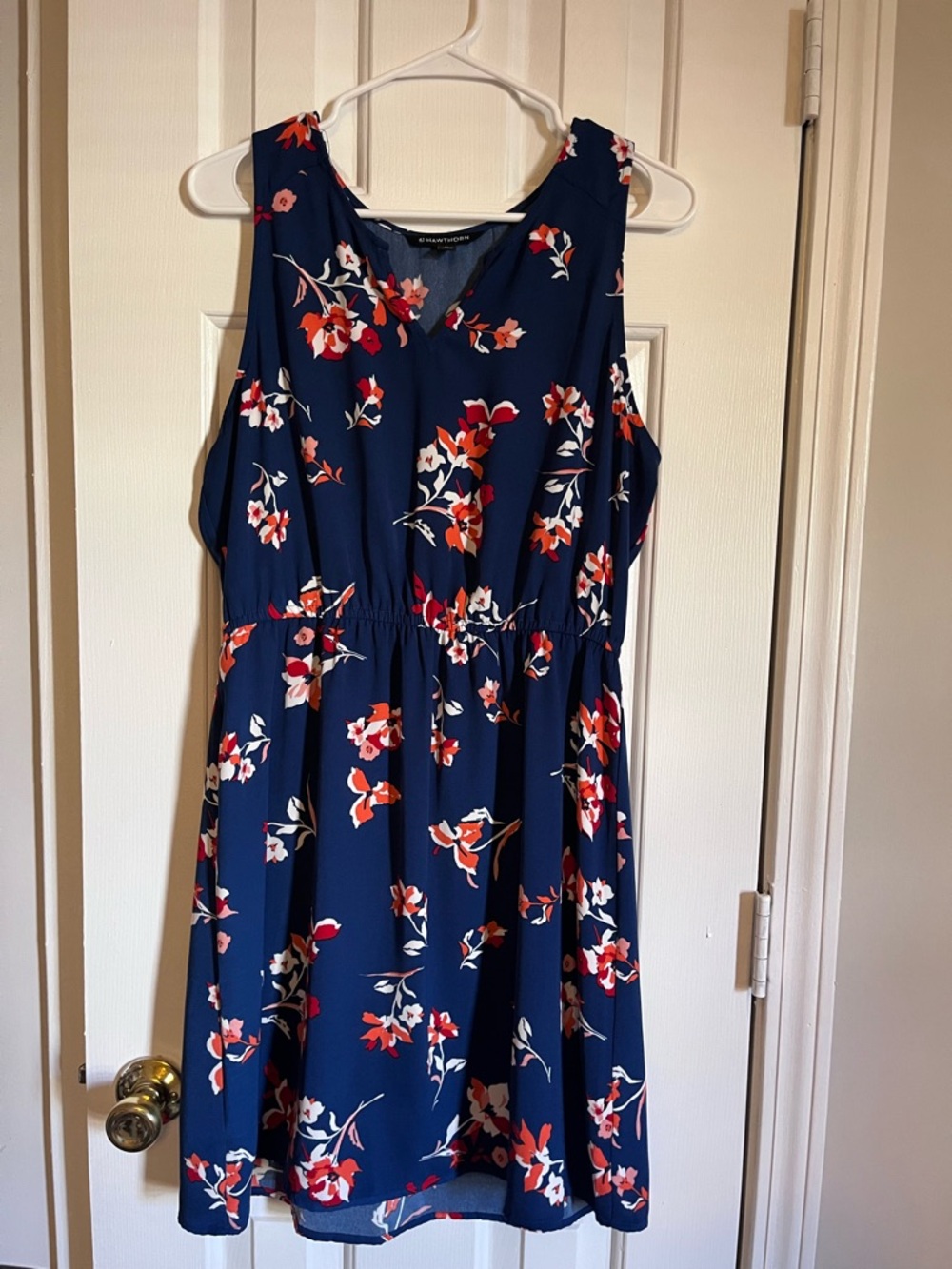 41 Hawthorn Navy Floral Above the Knee Length Women’s V-Neck Dress Size L